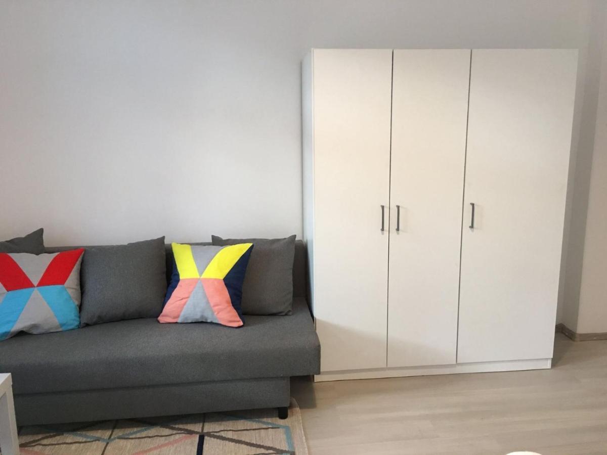 Relaxing Apartment And Great Location Бухарест Экстерьер фото
