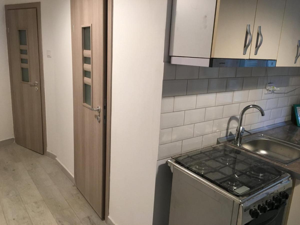 Relaxing Apartment And Great Location Бухарест Экстерьер фото